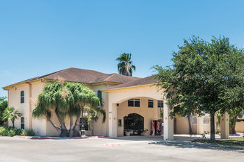 Texas Inn And Suites Citycenter At Utrgv Edinburg Exterior photo