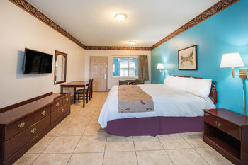 Texas Inn And Suites Citycenter At Utrgv Edinburg Exterior photo